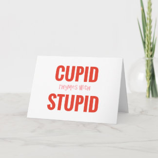 De Festividades Rimas do Cupido com o cartão estúpido dos