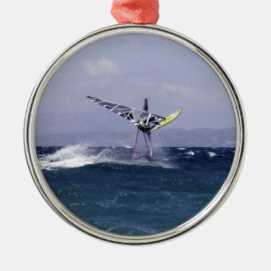 De Metal Windsurfer no ornamento do ar