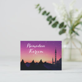 De Notas O Céu Roxo No Cartão Noturno Eid Mubarak