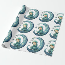 Adorável bebê embrulhando papel