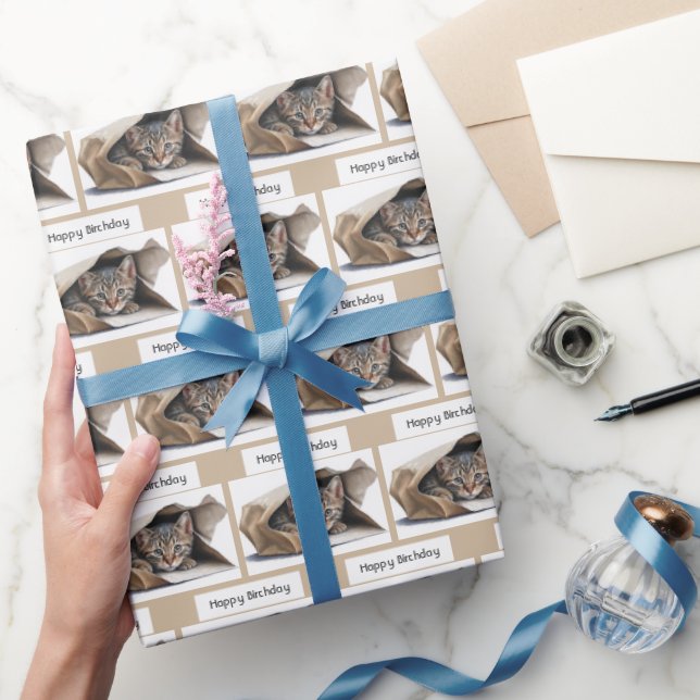 De Presente Aniversário Tabby Cat em Papel Bag (Presentear)