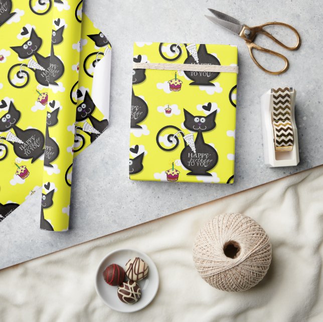 De Presente Feliz Aniversário Envolvendo Papel Negro (Artesanato)