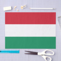 Moda da Hungria, papel tissue da bandeira húngara