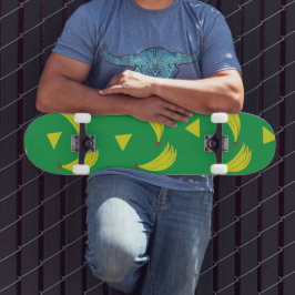 Deck de Skate Geométrico de Bananas Verde e Amarel