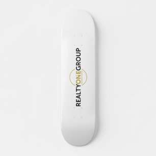Deck do skateboard do Grupo Realty One