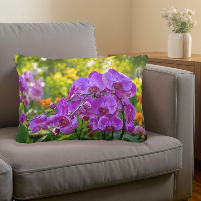Decorativa Almofada de Acento de Orquídeas Roxas (Accent pillow with purple orchids)
