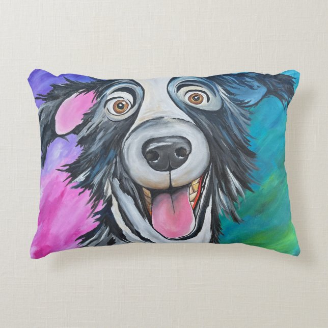 DECORATIVA ALMOFADA LOMBAR CÃO FELIZ (Frente)