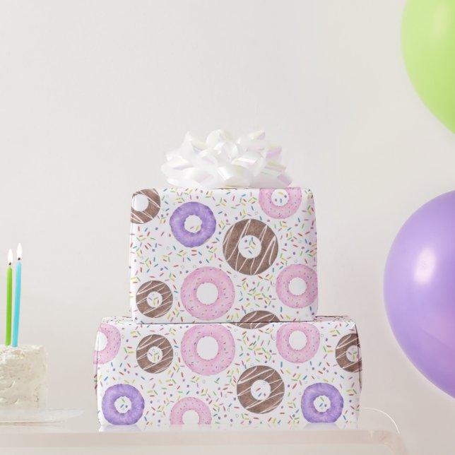 Deliciosos Donuts em Papel de Embrulho Branco (Presentes para festas)
