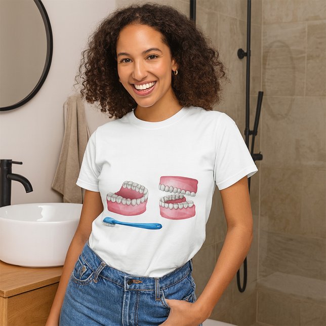 Dentures Womens T-Shirt (Criador carregado)
