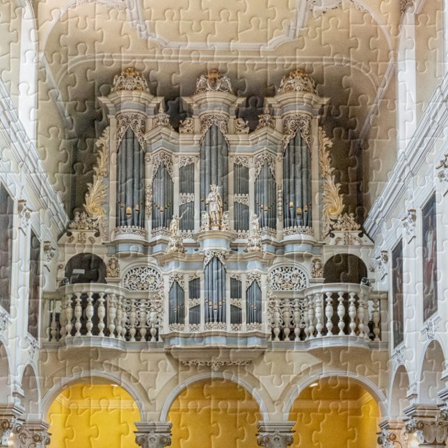 Desafiador e detalhado quebra-cabeça do órgão de t (Criador carregado)