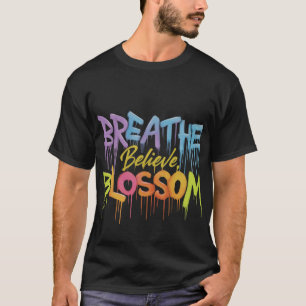 Desenho de camiseta Rainbow Bloom Tee