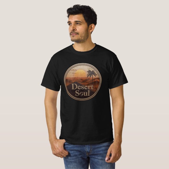 Desert Soul | Vintage Sunset Adventure T-Shirt  (Frente Completa)