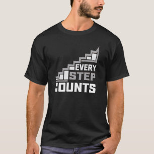 Design de Camiseta de Tipografia 'Cada Passo Conta