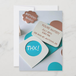 Design de Convite de Aniversário Único e Distinto