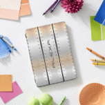 Design geométrica de alumínio escovado com cinza d<br><div class="desc">Design metálico masculino moderno e elegante. Imagem de cinzas prateadas com textura de alumínio escovada com acentos masculinos e monograma personalizável.</div>