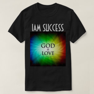 DEUS É AMOR T-Shirt