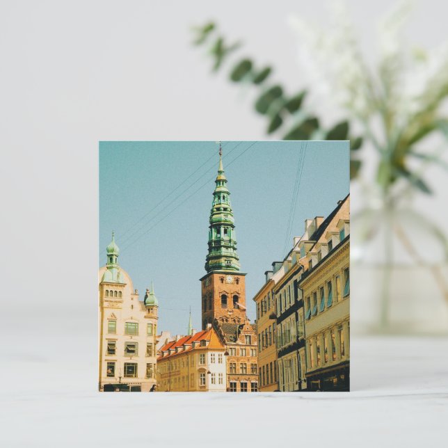 Dia do Verão em Copenhaga (Em pé/Frente)