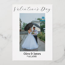 Dia dos Namorados com Corações Vermelhos Modernos