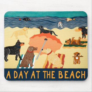 Dia na Praia Mousepad - Stephen Huneck