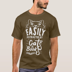 Distraído facilmente por camisetas de gatos e livr