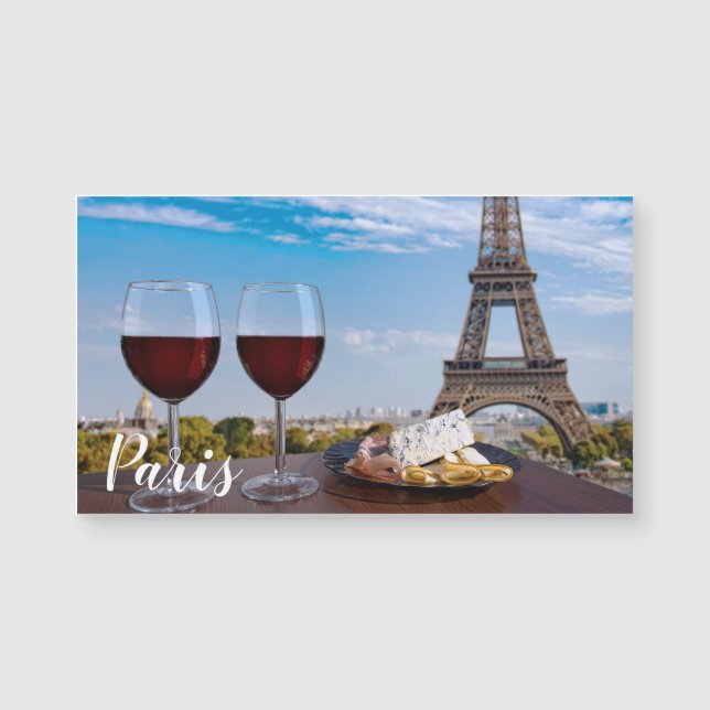 Dois copos de vinho no café em Paris (Frente)