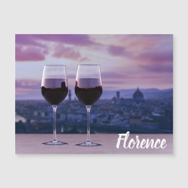 Dois copos de vinho tinto no horizonte de Florença (Frente)