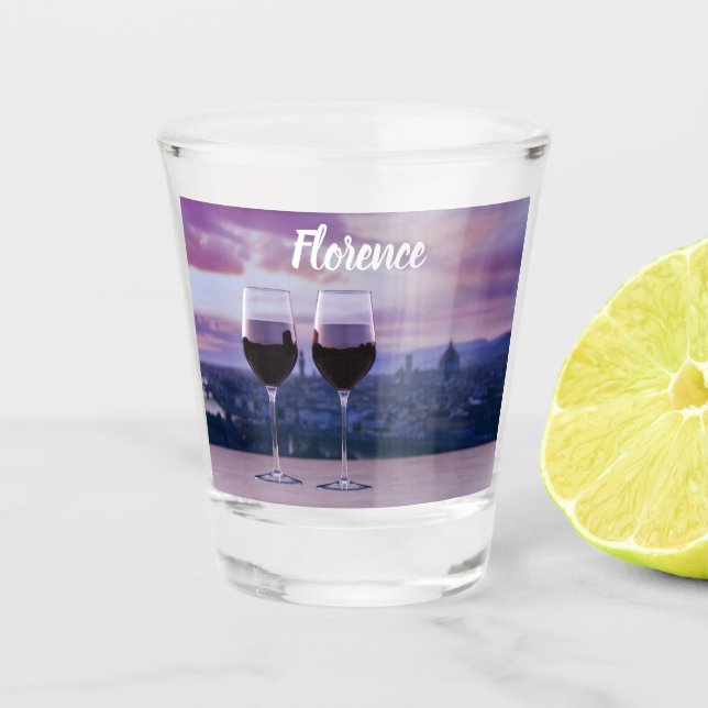 Dois copos de vinho tinto no horizonte de Florença (Frente)