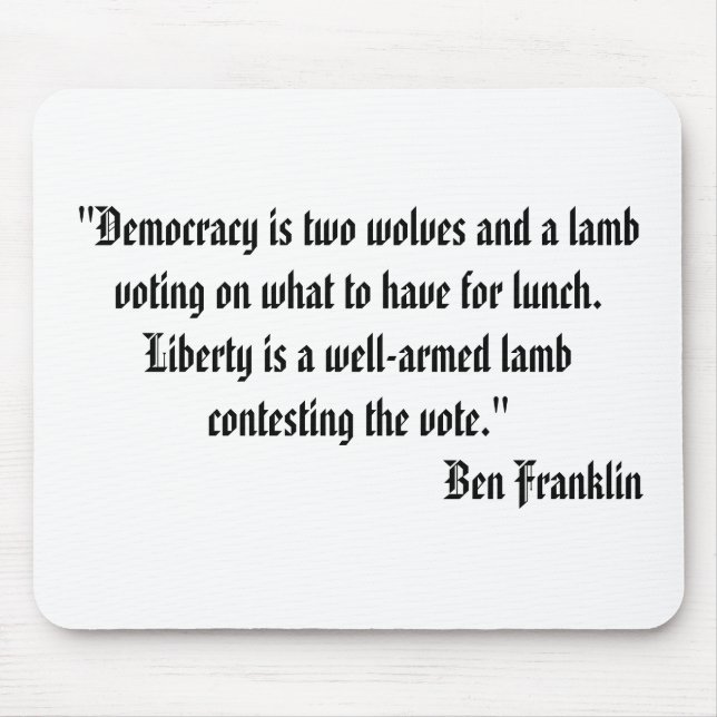 Dois lobos e umas citações Mousepad do cordeiro (Frente)