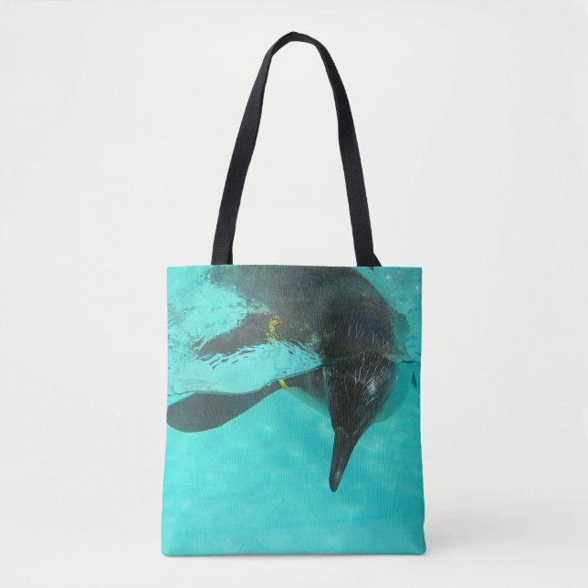 Dois pinguins diferentes em bolsa azul tote (Frente)