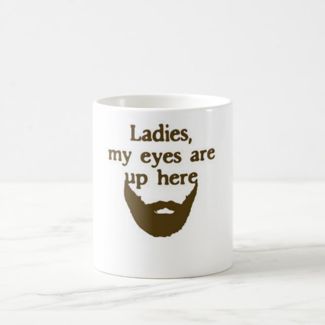 Dos olhos caneca da barba acima aqui (Centro)
