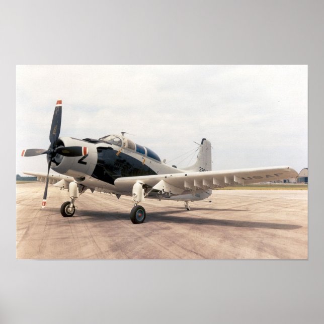 Douglas A-1E Skyraider Poster (Frente)