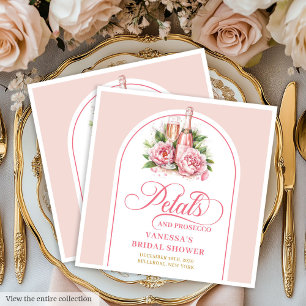 Dourado Elegante e Pétalas Rosadas e Guardanapos P