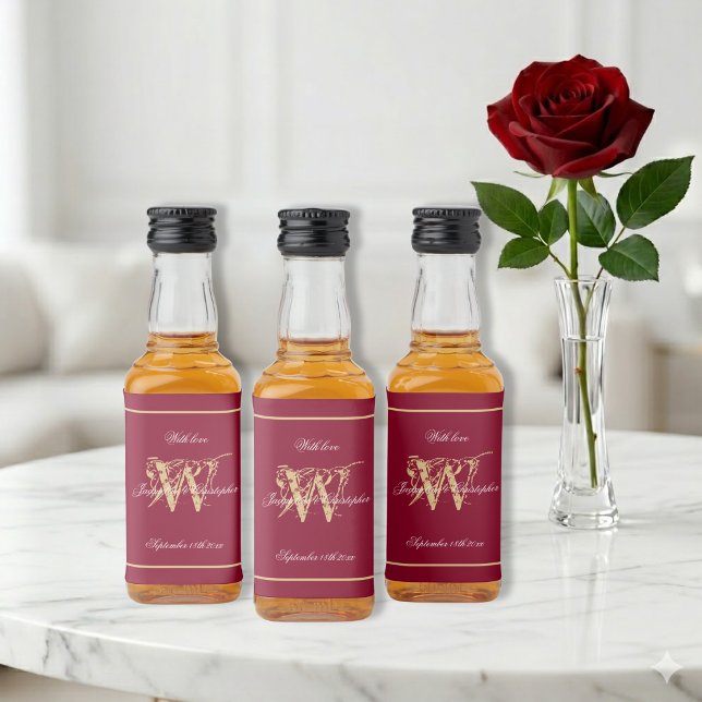 Dourado Monograma Escrita Elegante Vermelho Borgon (Make them your own. Matching items in our Burgundy Red Wedding Collection.)