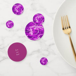 Dragões de prata em um céu magenta