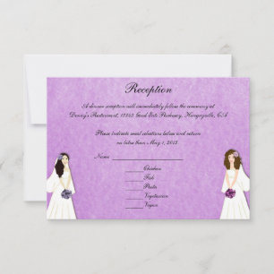 Duas noivas com cartões de recepção personaliza