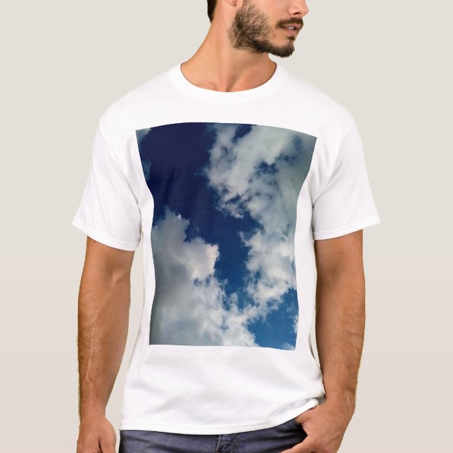 Duas nuvens tocantes T-Shirt (Frente)