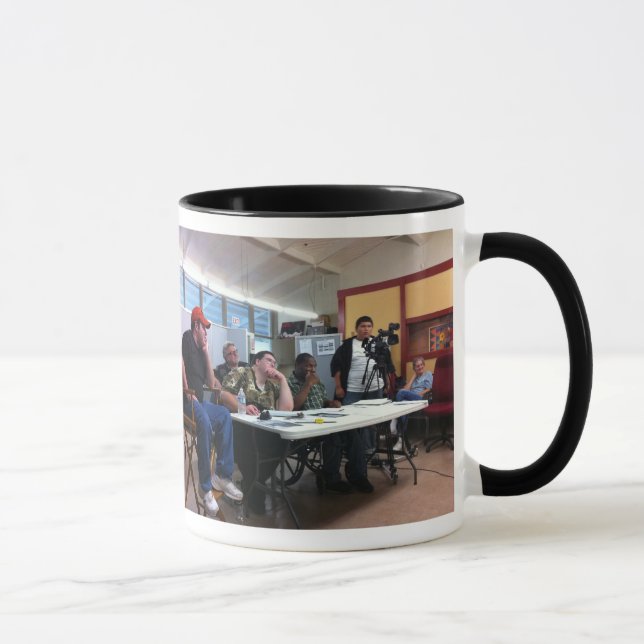 E+ Caneca da imagem das produções (Direita)