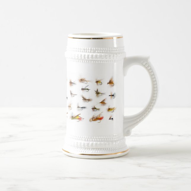 É CANECA DE CERVEJA da HORA da MOSCA EM ALGUM (Direita)