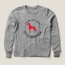 É uma camiseta do Dogue Alemão