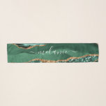 Echarpe Agate Green Glitter Marble Custom Name Scarf<br><div class="desc">Agate Green Dourado Glitter Geode Marble Name Personalizado Emerald Sparkle Personalizado Birthday - Aniversário ou Oferta de Casamento - Adicione Seu Nome - Texto ou Remover - Torne Seu Presente Especial - Redimensione e mova ou adicione texto / elementos com a ferramenta de personalização. Design por MIGNED. Por favor, veja...</div>