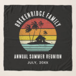 Echarpe Combinação da Casa de Praia da Reunião de Verão da<br><div class="desc">Vai a uma reunião de férias de verão em família? Personalize esses designs retrorreflectores para toda a família, adicionando seu nome de família ou texto personalizado e o ano da aventura. Espero que não seja apenas sobre a design que te chamou a atenção, mas o fato de nunca o encontrares...</div>