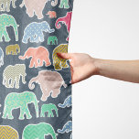 Echarpe Elefantes Coloridos, Padrão De Elefantes, Zigzag<br><div class="desc">Silhuetas elefantes bonitos,  divertidos e adoráveis em várias cores. Presente moderno e moderno,  perfeito para o amante elefante em sua vida.</div>
