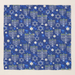 Echarpe Estrela Moderna de Hanukkah de David Menorah<br><div class="desc">Este design de feriados de Chanucá apresenta um fundo azul cintilante com menorah e estrela de David Overlay. #hanukkah #chanukah #feriados #sazonal #festivo #moderno #azul #menorah #starofdavid #na moda #elegante #padrão #chic #personalizado #cachecol #presentes #vestimenta #roupa #na moda #elegante #moda #tendências #estilo #popular</div>