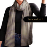 Echarpe Houndstooth Pale Taupe<br><div class="desc">Envolva-se na sofisticação com este Luxuoso Chiffon Chiffon Houndstooth em Pale Taupe - uma mistura perfeita de elegância do eterno e atração contemporânea. O padrão chic houndstooth no delicado tecido pálido esticado cria uma afirmação ousada e clássica. Esse grande cachecol-chiffon é feito para conforto e versatilidade, fazer um acessório de...</div>