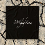 Echarpe Monograma Personalizado Único de Nomes Preto e Bra<br><div class="desc">Design de Monograma Personalizado de Nome Preto e Branco Único para qualquer pessoa.</div>