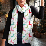 Echarpe Natal de padrão de veados de multicores minimalist<br><div class="desc">Este elegante cachecol de chiffon apresenta um padrão minimalista de veados multicoloridos, perfeito para adicionar um toque de na moda ao seu guarda-roupa de inverno. Ideal para encontros de férias, festas de Natal, ou visto casual do dia a dia, as delicadas vitrines de design correndo silhuetas de veados contra um...</div>