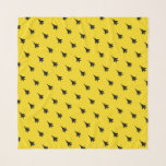 Echarpe Preto no Jato de Combatente F-15 Amarelo, Padrão<br><div class="desc">Ideal para o piloto ou esposa do pintinho de caça, adicione um pouco de energia ao seu guarda-roupa com este lenço de chiffon com padrão F-15, amarelo e preto. Isso torna a perfeita Primeira sexta-feira, Pink Flag, voo final, casa de boas-vindas, torneio de cruz ou acessório de evento do cônjuge...</div>