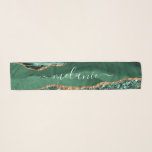 Echarpe Texto do Nome do Scarf do Marble da Glitter Verde<br><div class="desc">Agate Green Dourado Glitter Geode Marble Name Personalizado Emerald Sparkle Personalizado Birthday - Aniversário ou Oferta de Casamento - Adicione Seu Nome - Texto ou Remover - Torne Seu Presente Especial - Redimensione e mova ou adicione texto / elementos com a ferramenta de personalização. Design por MIGNED. Por favor, veja...</div>