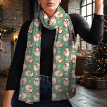 Echarpe Vintage Santa Claus Green Christmas<br><div class="desc">Entra no espírito de Natal com este charmoso vintage vintage do véu Natal do Pai Natal. Apresentando um padrão nostálgico de Papais noeis de aquarela em um fundo verde festivo, este cachecol adiciona um toque clássico a qualquer roupa de inverno. Feito de chiffon leve, é perfeito para jogar enquanto se...</div>