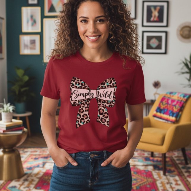 Eclectic Style Women's T-Shirt - Red with Leopard  (Criador carregado)